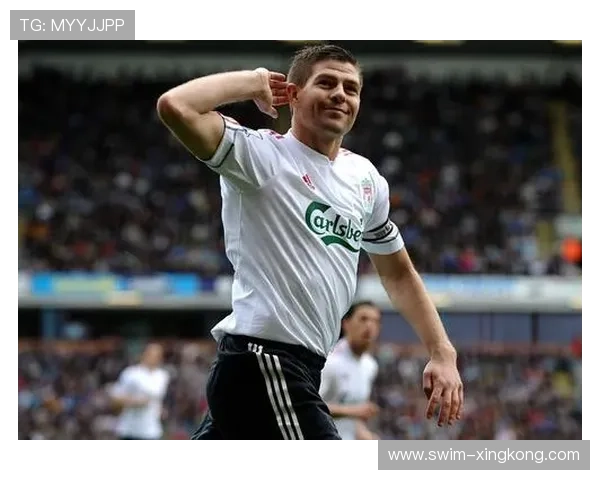 足球场球星装饰画精选合集尽显传奇风采打造专属运动氛围